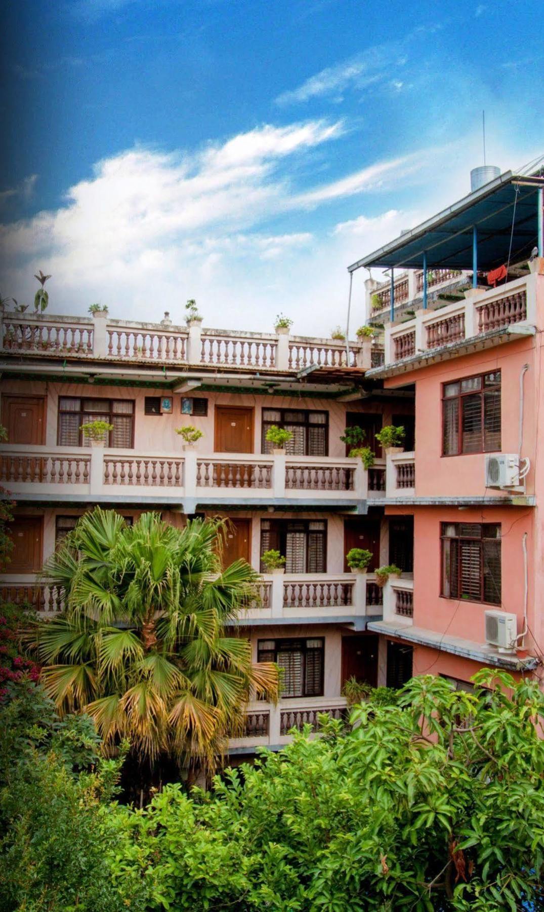 Hotel Metropolitan Kantipur Kathmandu Exterior foto